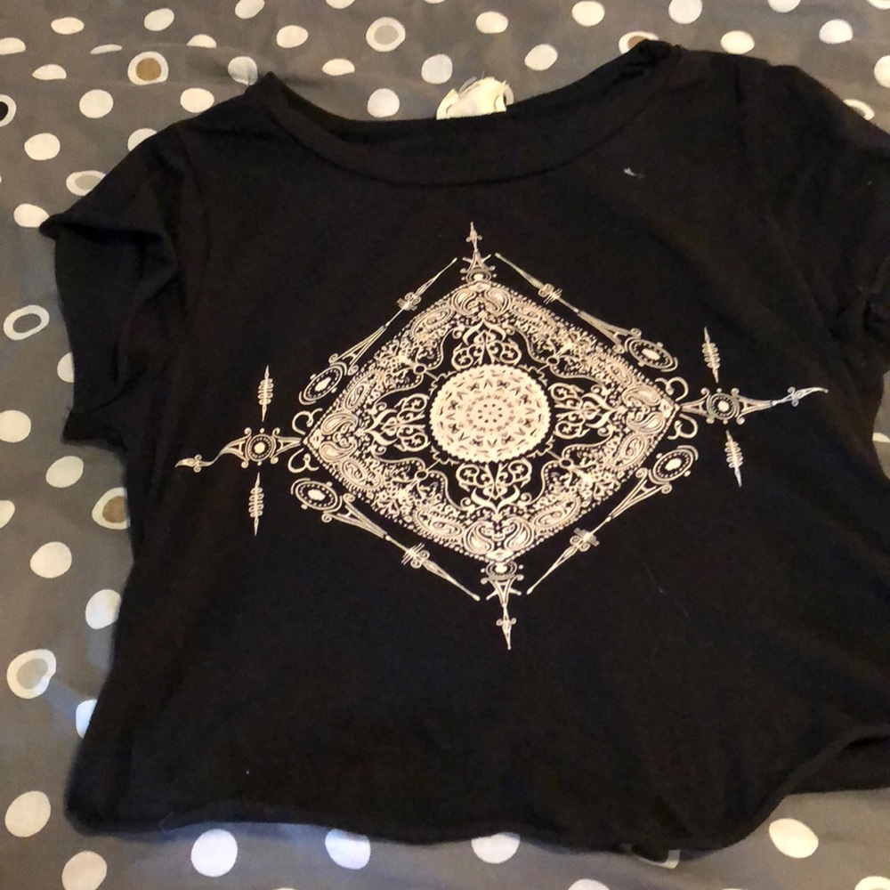 black crop top